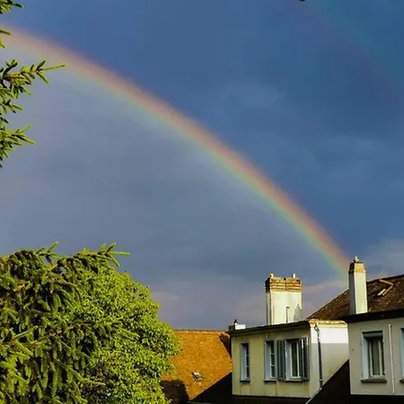 Turicum Mit Balkon Und Parkplatz