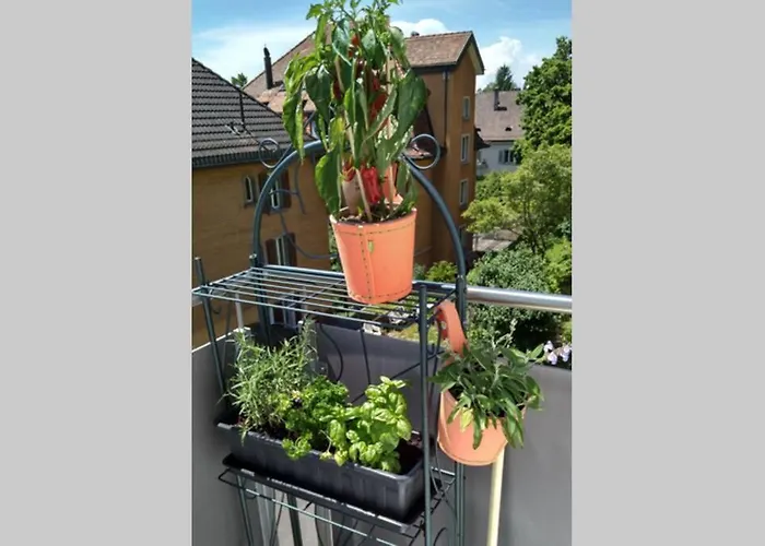 아파트 Turicum Mit Balkon Und Parkplatz