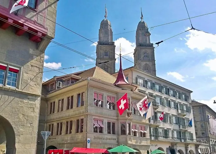 Turicum Mit Balkon Und Parkplatz 취리히